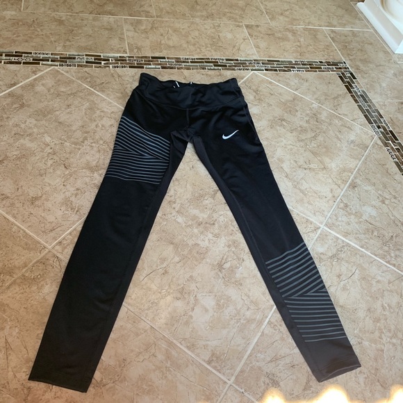 Nike Pants - Nike XS Black Leggings
